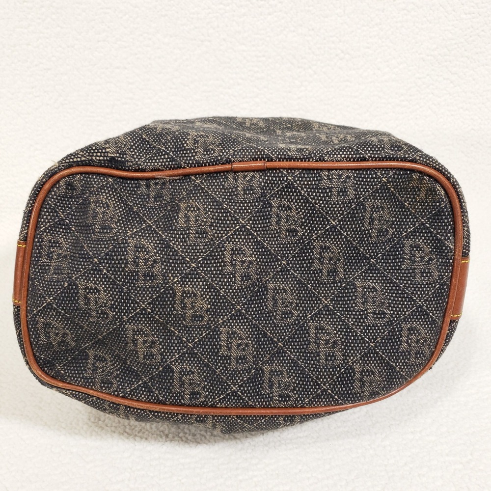 Dooney and Bourke Bucket Bag Medium Black Tan Monogram Vintage Crossbody USA - Picture 5 of 14
